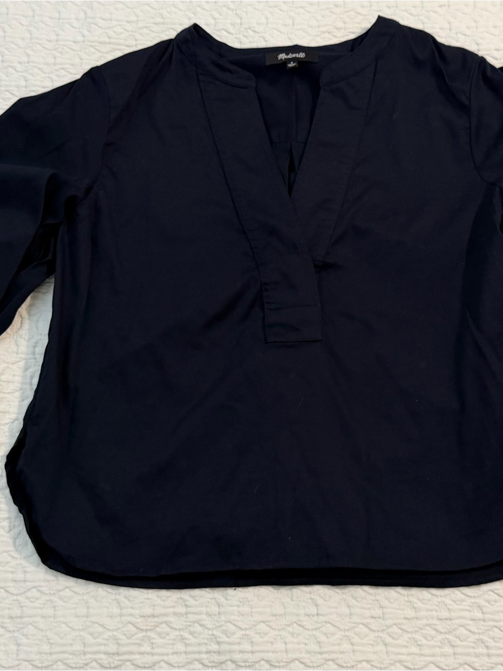 Madewell Women’s Navy Long-Sleeve Henley Shirt